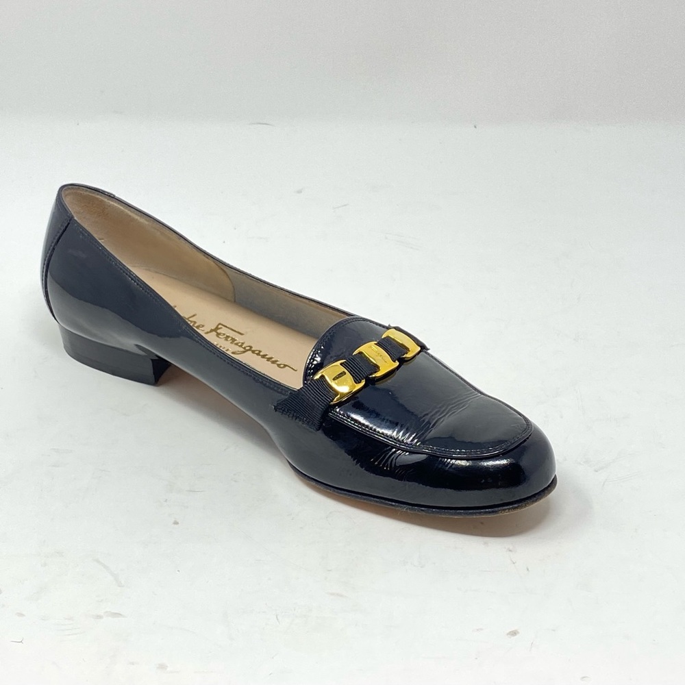 ❤️Salvatore Ferragamo Vintage Black Loafer. Size 8B - Picture 2 of 11